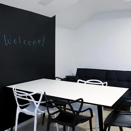 Lumi - Modern With Parking Lejlighed Maribor